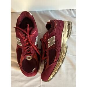 New Balance Mens athletic running shoes sneakers trainers 11D Wide Red comfort